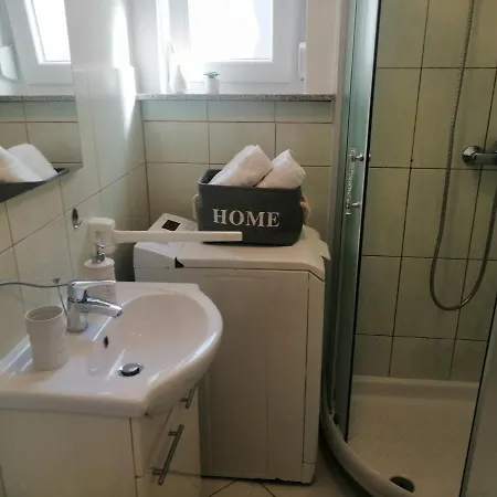 Center Dora Appartement *